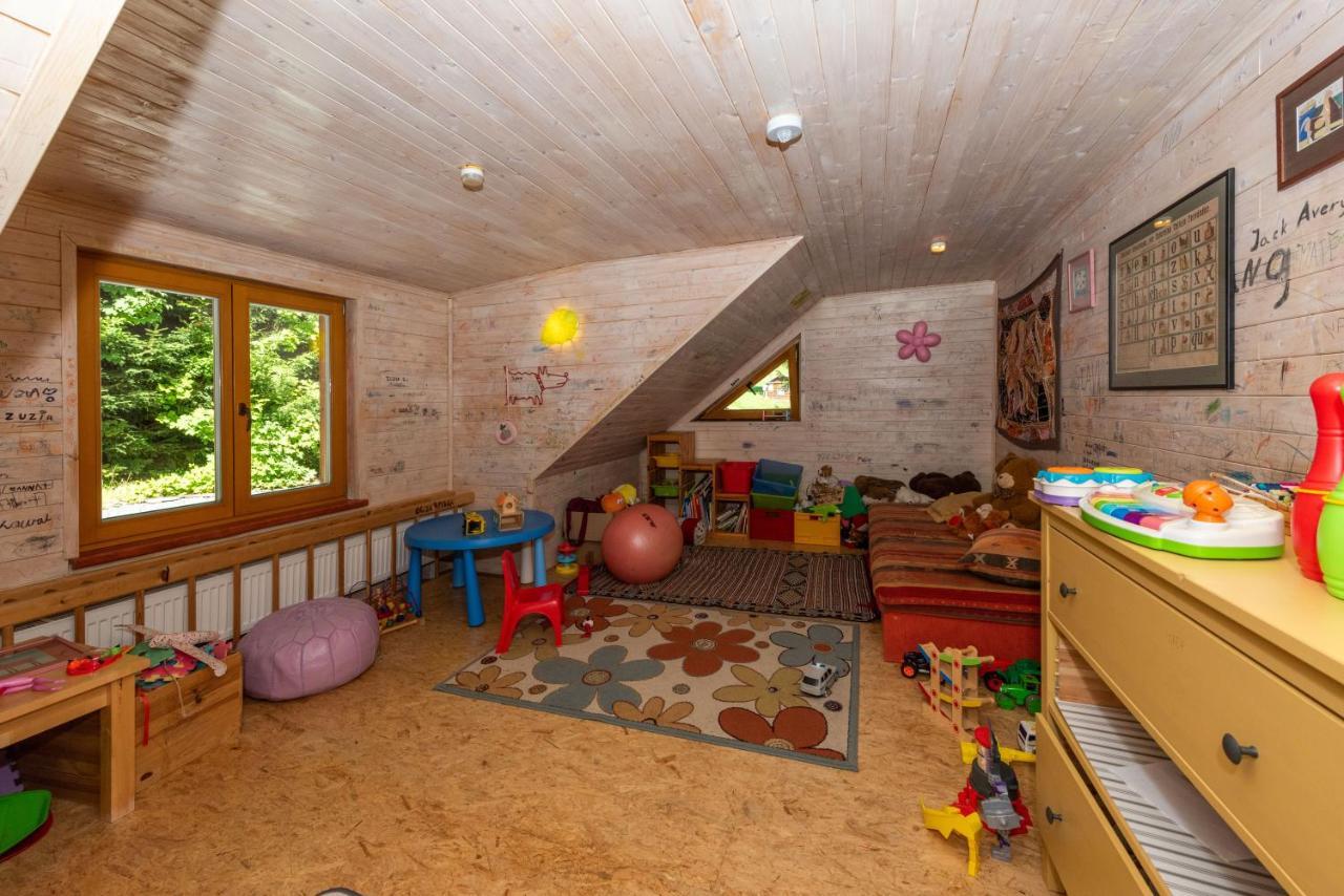 פץ פוד סניישקו Hotel Modrin מראה חיצוני תמונה