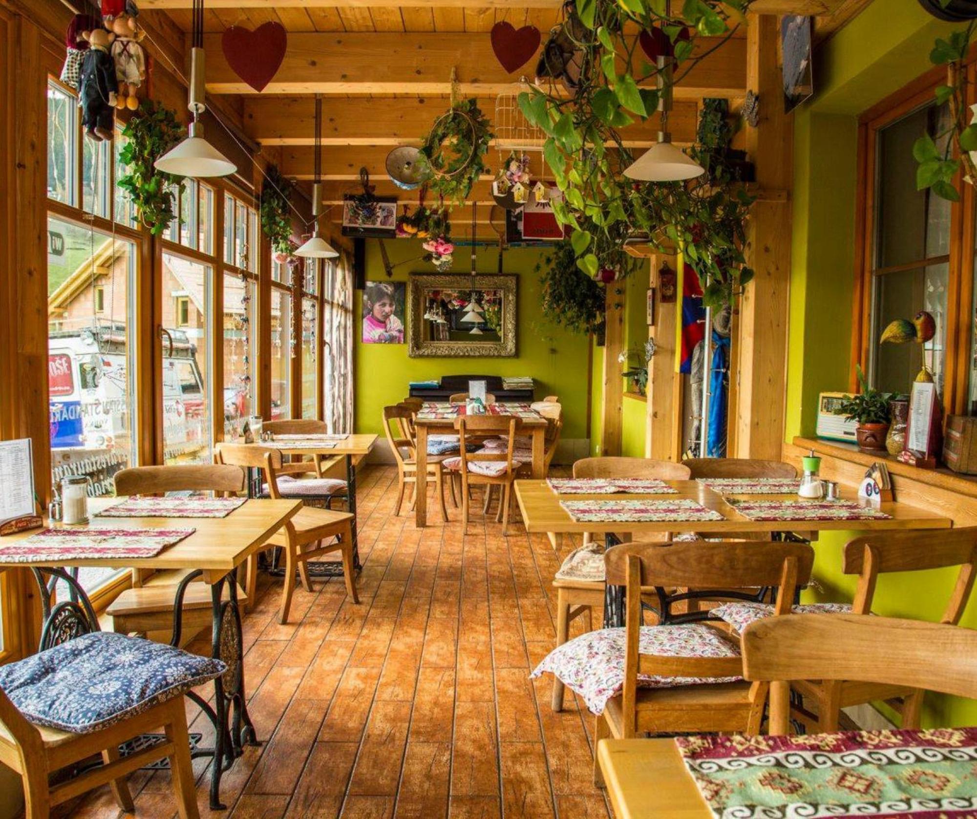 פץ פוד סניישקו Hotel Modrin מראה חיצוני תמונה
